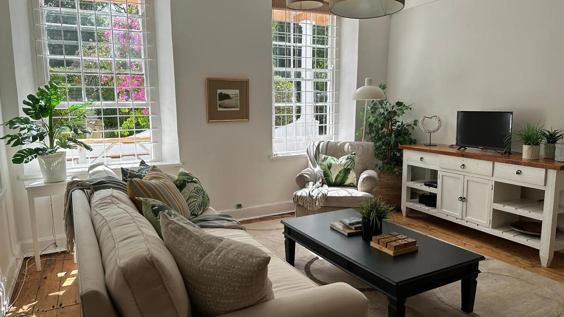 Apartment Falcon House Cape Town